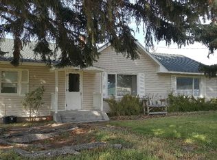 882 Coal Pit Rd, Corvallis, MT 59828