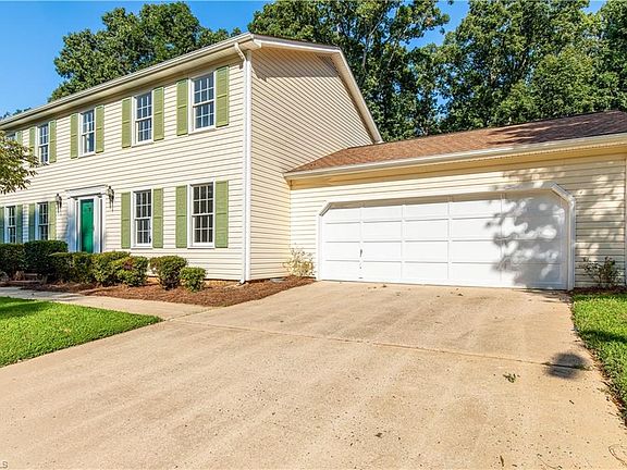 2nd image of 5906 Spanish Oak Dr