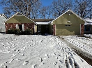 3320 Leschallas Dr, Memphis, TN 38128