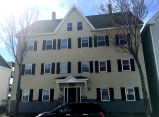 135 Spruce St APT 1, Manchester, NH 03103