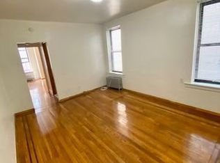 35-48 34th St #1B, Astoria, NY 11106