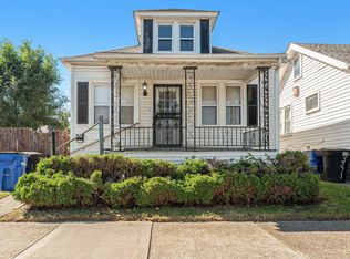 5865 Elmer St, Detroit, MI 48210