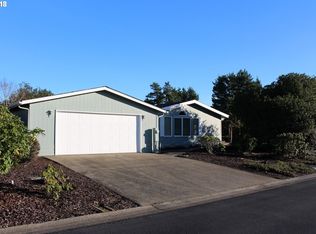 424 Sherwood Loop, Florence, OR 97439