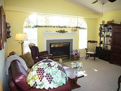 Family Room w/ Gas Fireplace