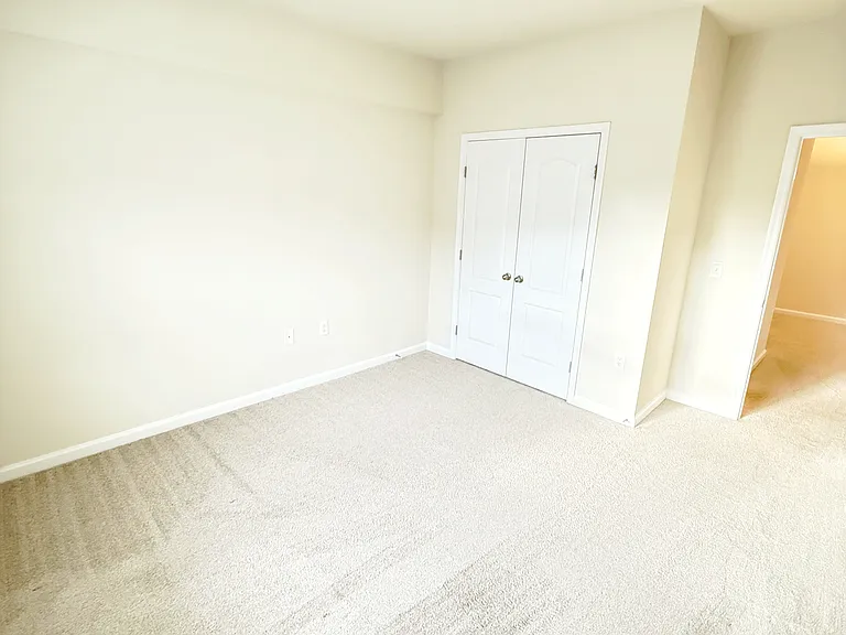 Clairmont at Farmgate — Photo 94