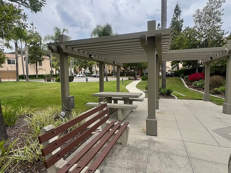 912 Mira Lago Way — Photo 24
