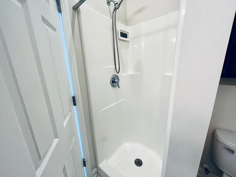 Bathroom 3_04272023