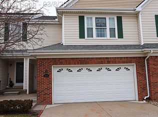10139 Ridge Run St #9, Howell, MI 48855