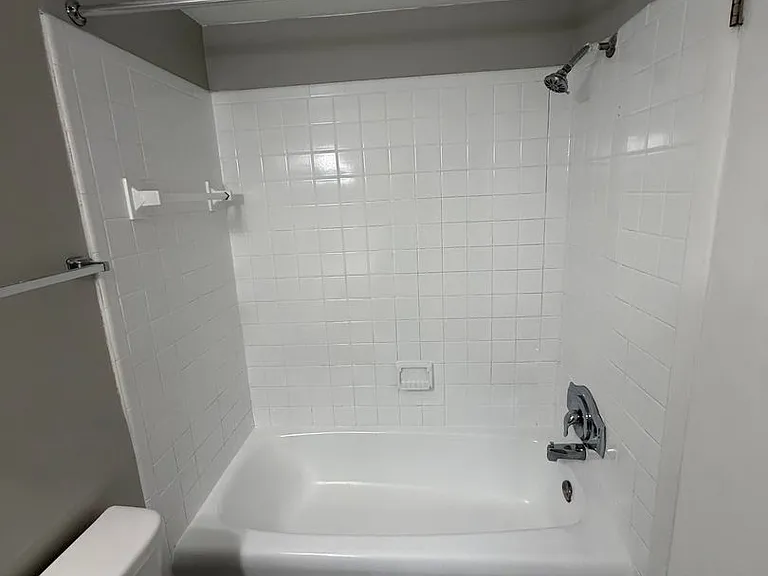 707 E Mount Hope Ave — Photo 14