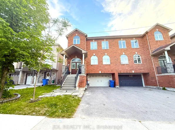 71 Gail Parks Cres, Newmarket, ON L3X 3B9