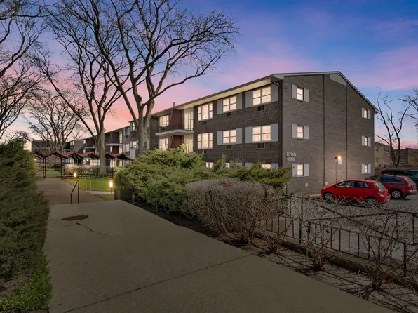 8710 Skokie Blvd APT 2F, Skokie, IL 60077