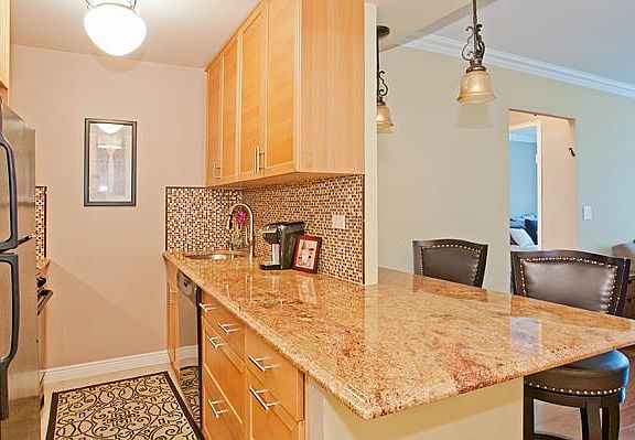 3rd image of 7 E 14th St APT 415