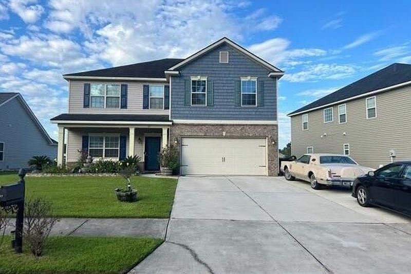 1st image of 37 Litchfield Dr