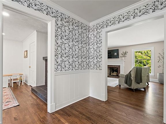 5th image of 817 Clovelly Rd