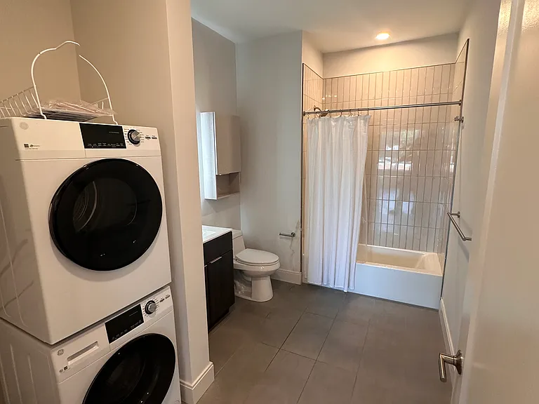 959 Dorchester Ave #404 — Photo 10