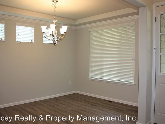 4th image of 4646 Skylark St NE