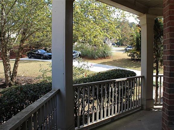 5th image of 3411 Jim Moore Rd