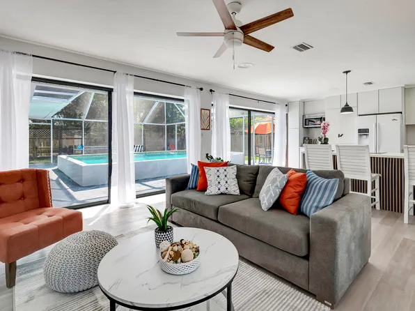 3213 Dunbar Dr, Sarasota, FL 34232