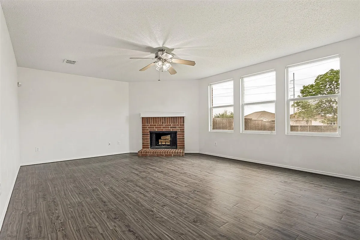Building Photo - 603 Cottondale Ln