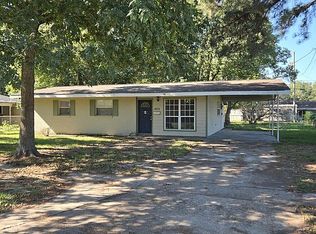 1218 Plum St, Vidalia, LA 71373