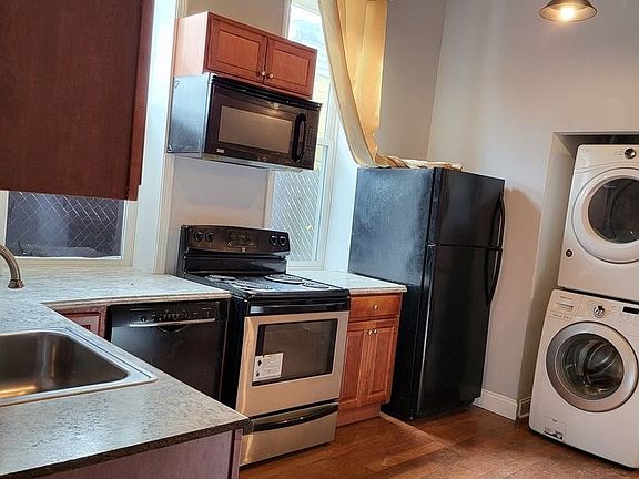 3rd image of 3436 S Western Ave APT 1R