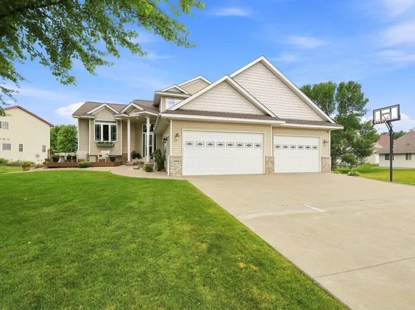 10444 Karston Cir, Albertville, MN 55301