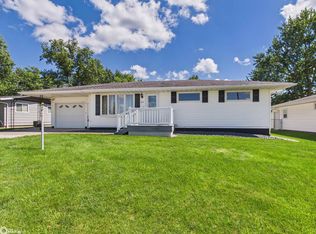 322 Mahaska St, Agency, IA 52530