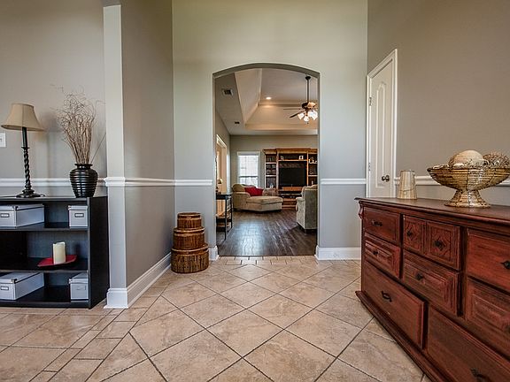 3rd image of 3759 Kingston Ct