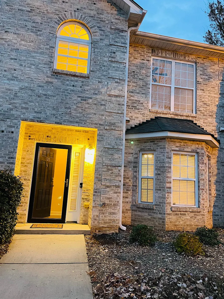 Building Photo - 326 Summergate Dr