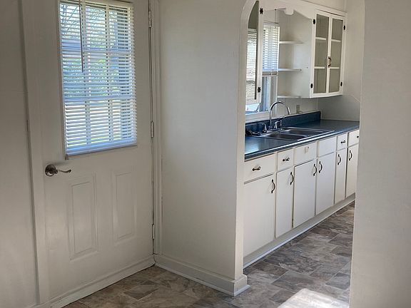 living room looking into kitchen