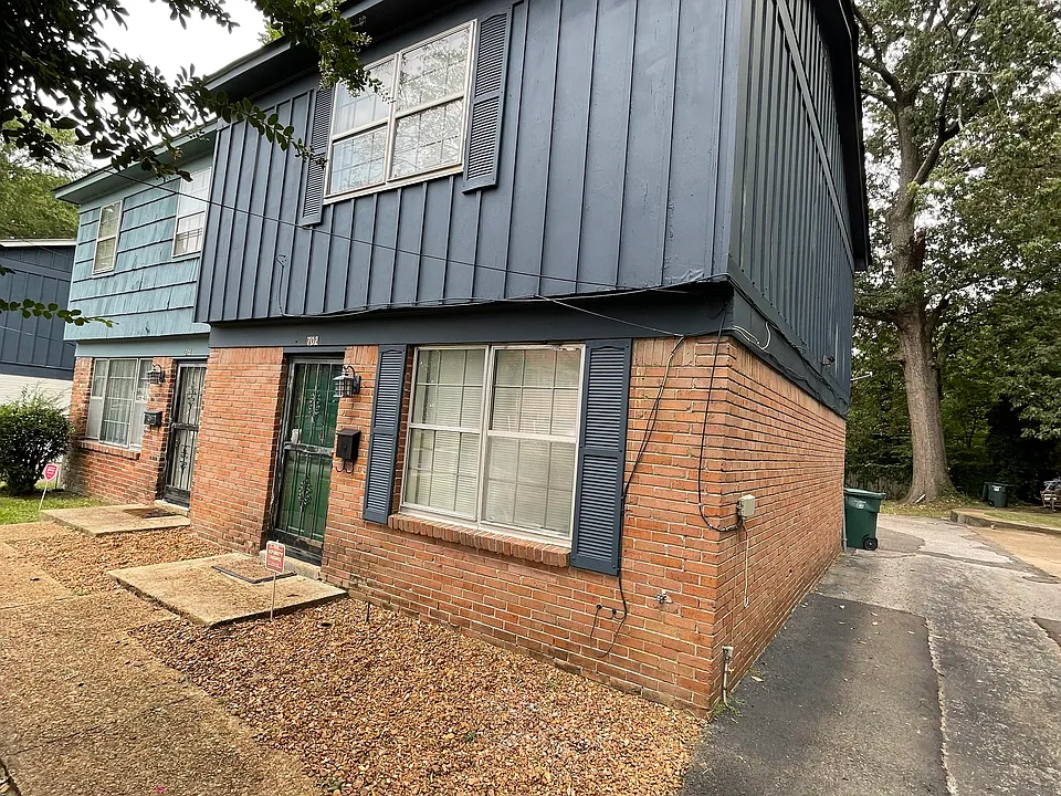 700 S Greer St #700