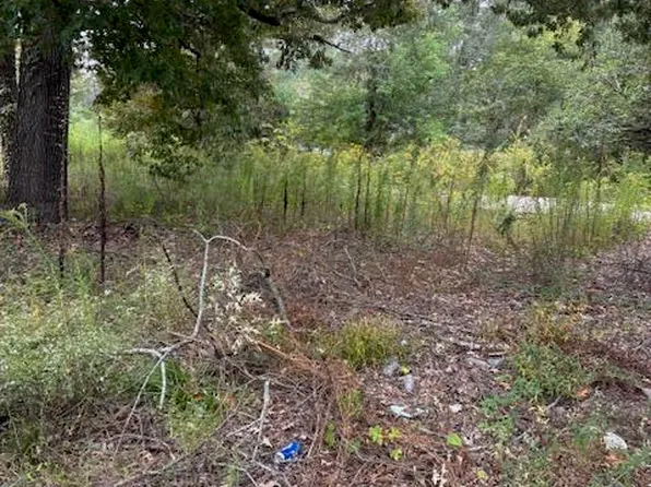 5505 Queen Mary Ln, Jackson, MS 39209