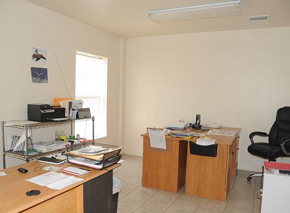 3rd image of 144 Capital Blvd