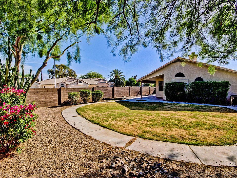1st image of 1051 S Yucca Pl