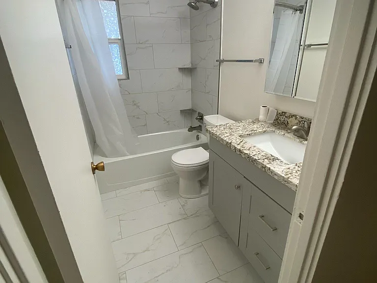 12215 N 112th Ln #12213 — Photo 2