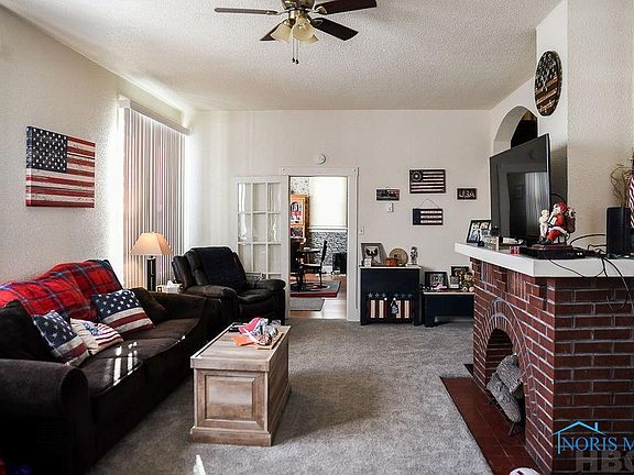 3rd image of 319 W Hardin St #321