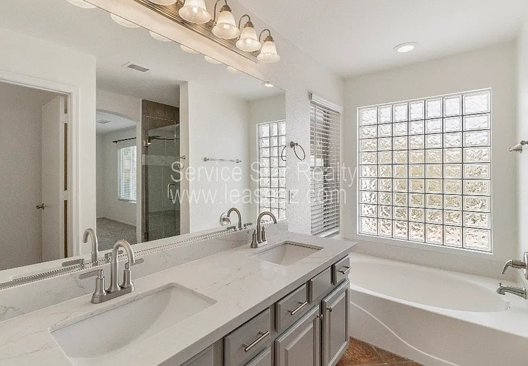 1502 E Maldonado Dr — Photo 28