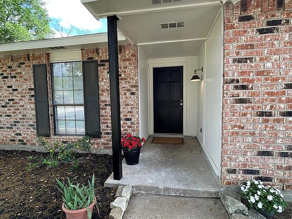 2nd image of 24311 Beef Canyon Dr