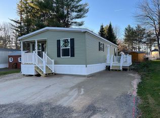 15 Clayton Dr, Saco, ME 04072