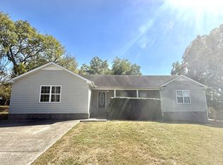 200 Broad St, Wartrace, TN 37183