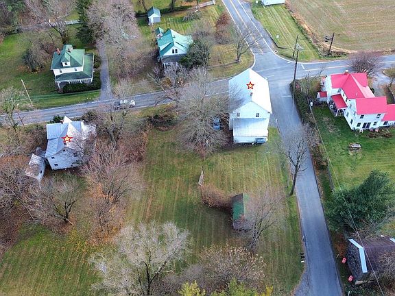 4th image of 26506 Clarksburg Rd