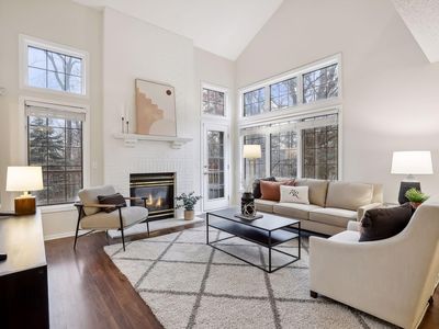 1551 Antler Point, Eagan, MN, 55122