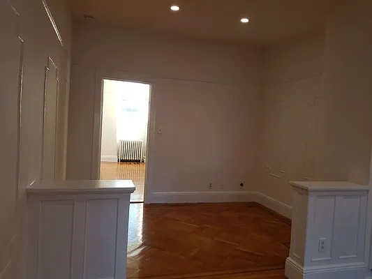 Rented by Brownstone Property Group | media 11