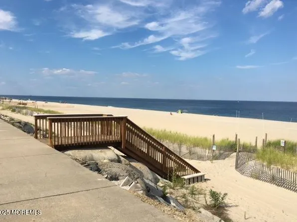 1201 Ocean Ave APT 72, Sea Bright, NJ 07760