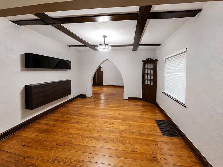 823 Overlook Ave — Photo 5