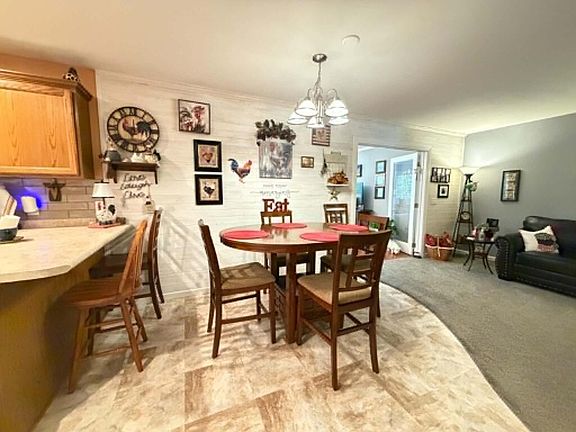 5th image of 64 Pear Cir