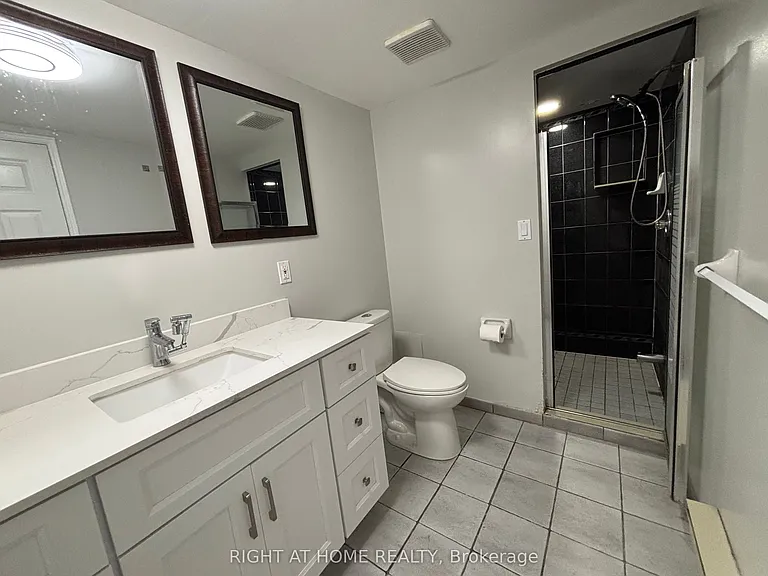 220 Newton Dr — Photo 16