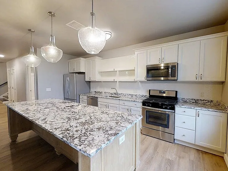 3 Bed Townhouse - Unit 427 - Kitchen