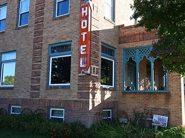 101 E Pine St, Orleans, NE 68966