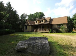 101 Lake Rd, Bozrah, CT 06334